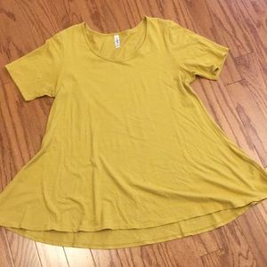 LuLaRoe perfect tee