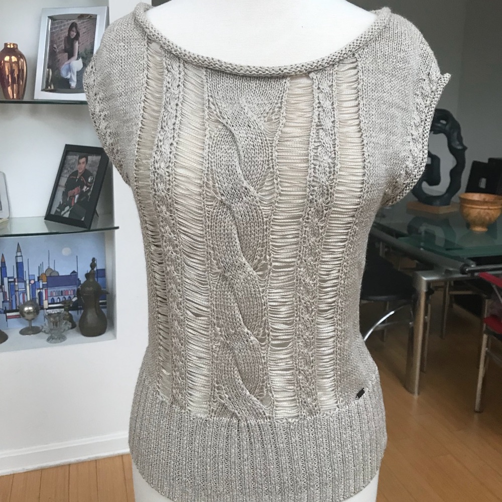 Guess loose knit sleeveless sweater