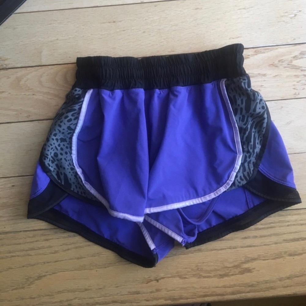 Lululemon printed running shorts size 4