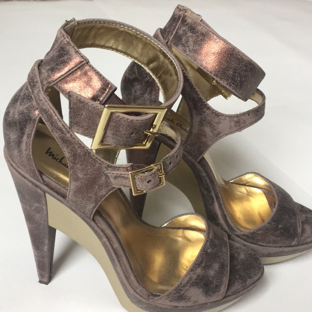 Michael Antonio shoes