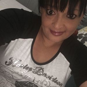 Meet your Posher, Myra