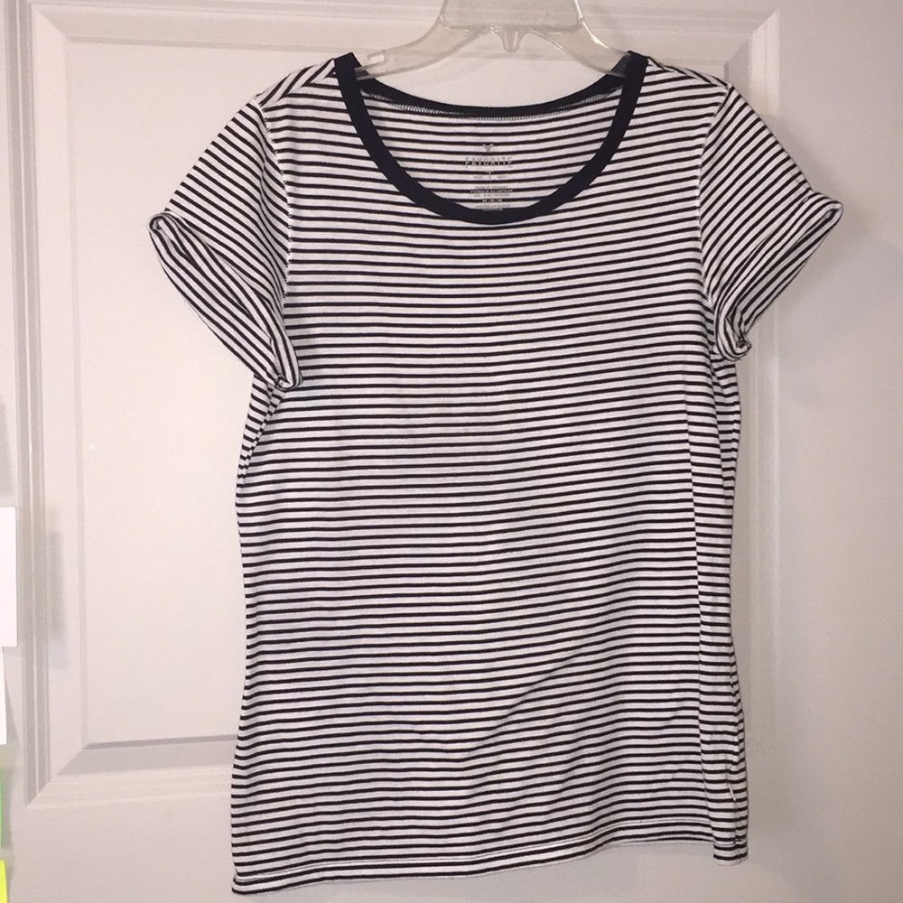 American Eagle Black & White Top
