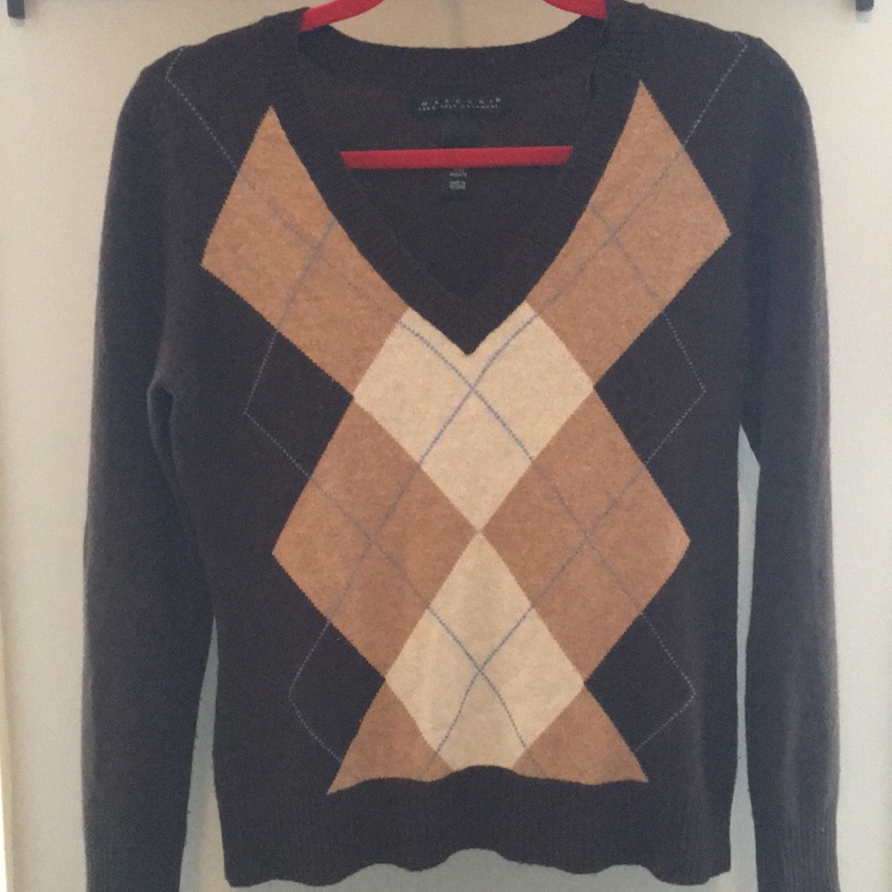 100% Cashmere Argyle VNeck