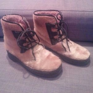 6/6.5 Handmade vintage fur snow boots