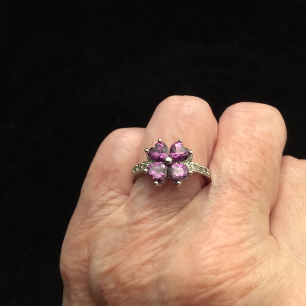 Clover Purple Crystal Ring - Picture 4 of 6