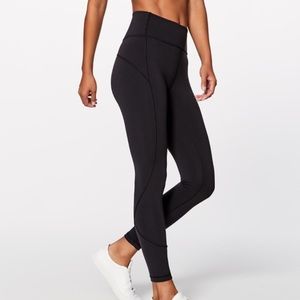 Lululemon in movement tights blk sz 6