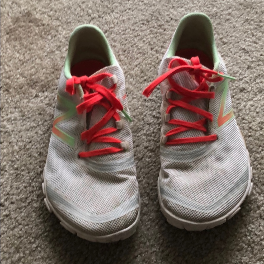 New balance minimus shoes