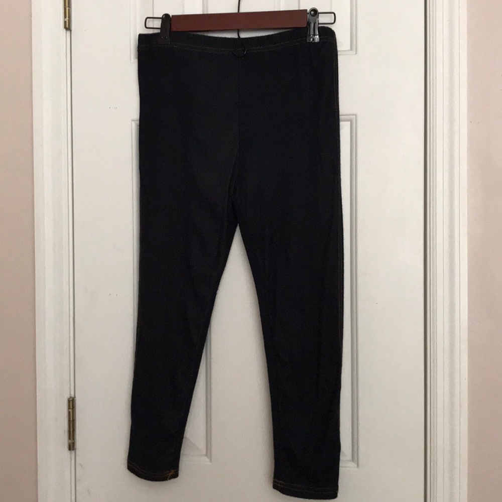 “Formula” Women Navy Blue Leggings. Size L