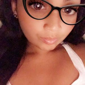 Meet your Posher, Camille