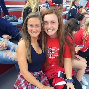 Meet your Posher, Olivia