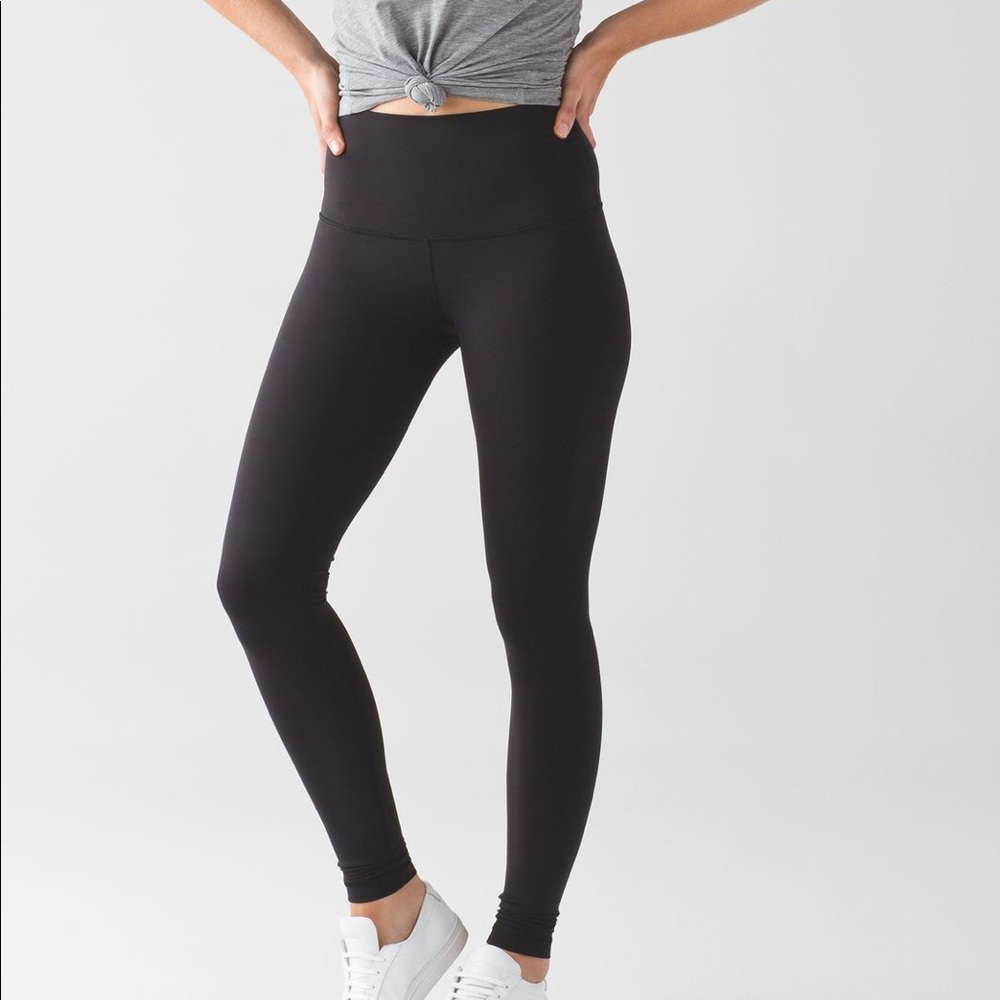 Lululemon Wunder Under leggings