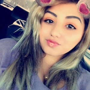 Meet your Posher, Adriana