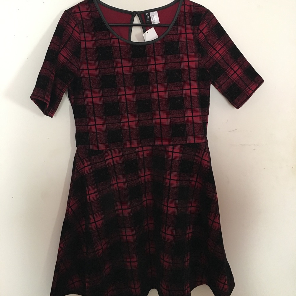 MAKE OFFER💰New Never Worn Plaid Holiday Dress