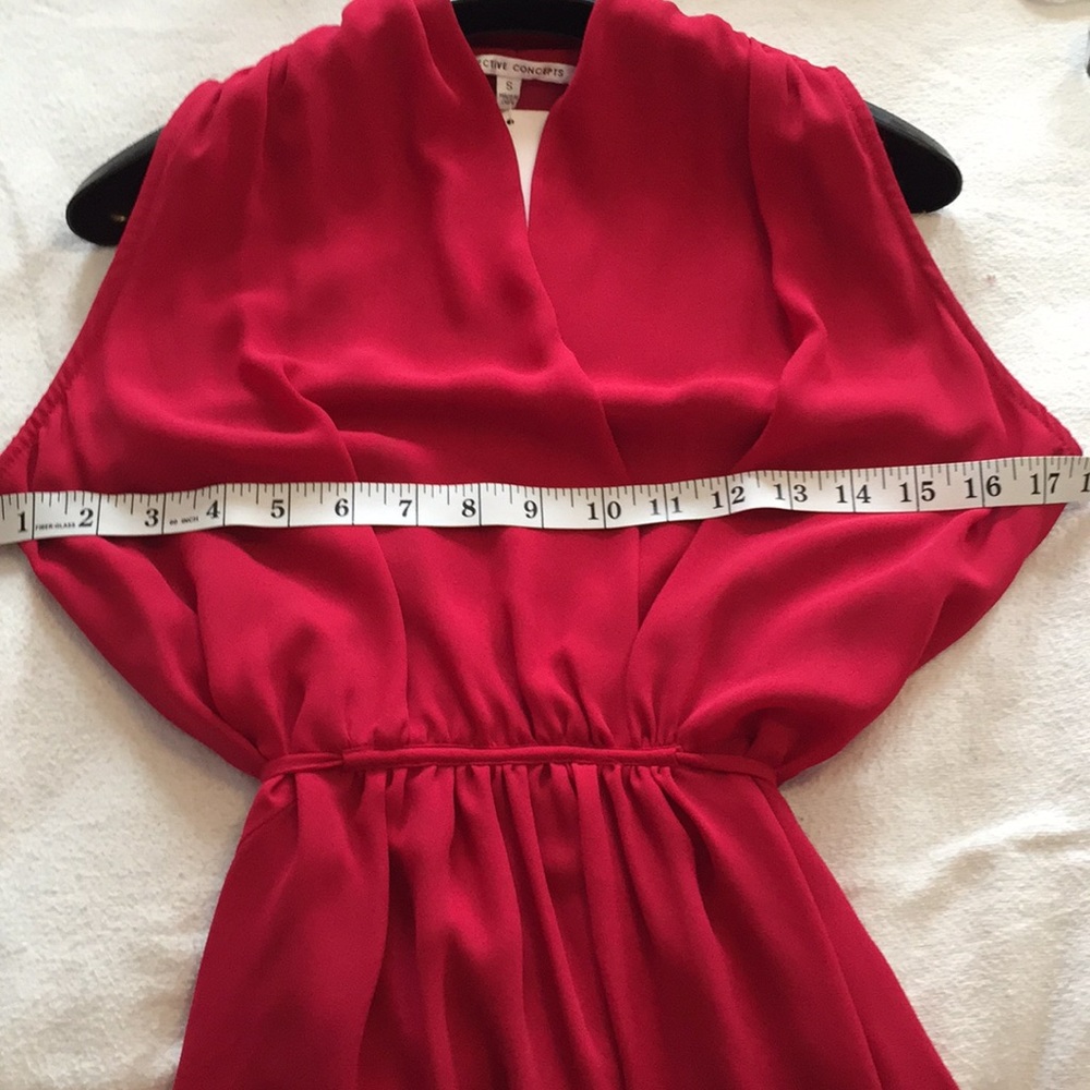 Dress - Picture 4 of 7