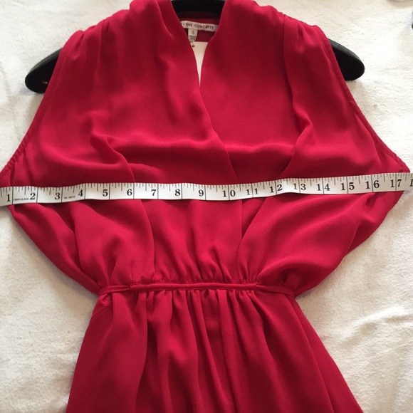 Dress - Picture 4 of 7