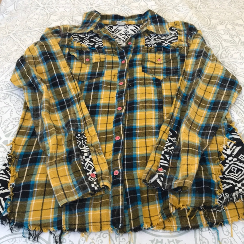 Long sleeve woven button down