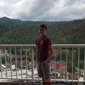 Meet your Posher, Riley