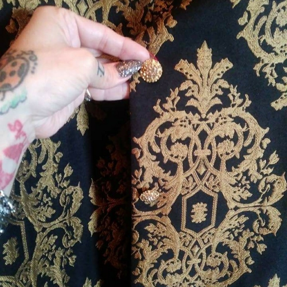 Coat - Picture 2 of 3