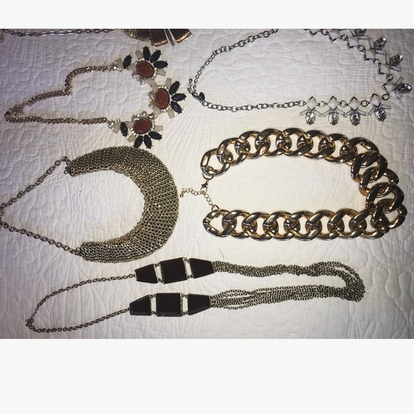 LASTCALL‼️ Nine Necklace Combo:Statement Necklaces - Picture 3 of 4