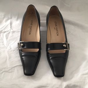 Louis Vuitton authentic black heel size 7.5