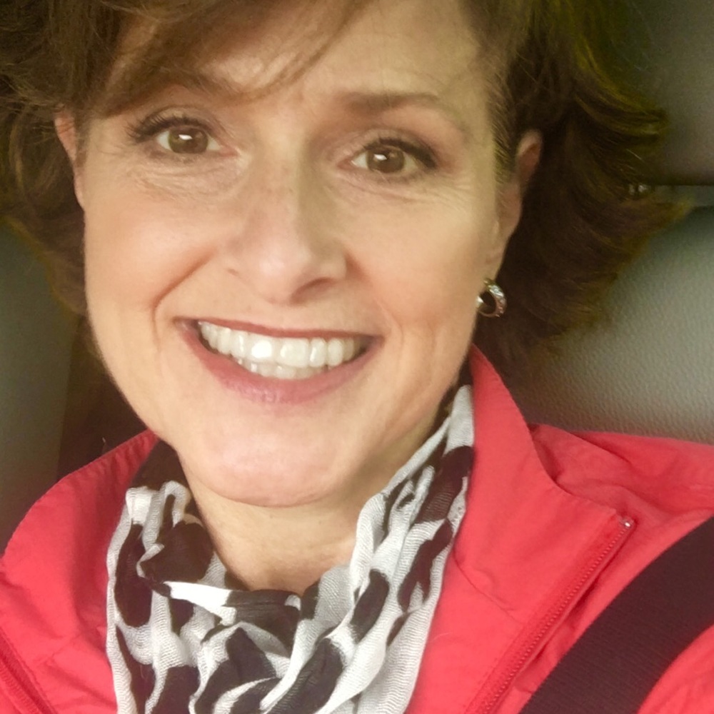 Meet your Posher, Angie