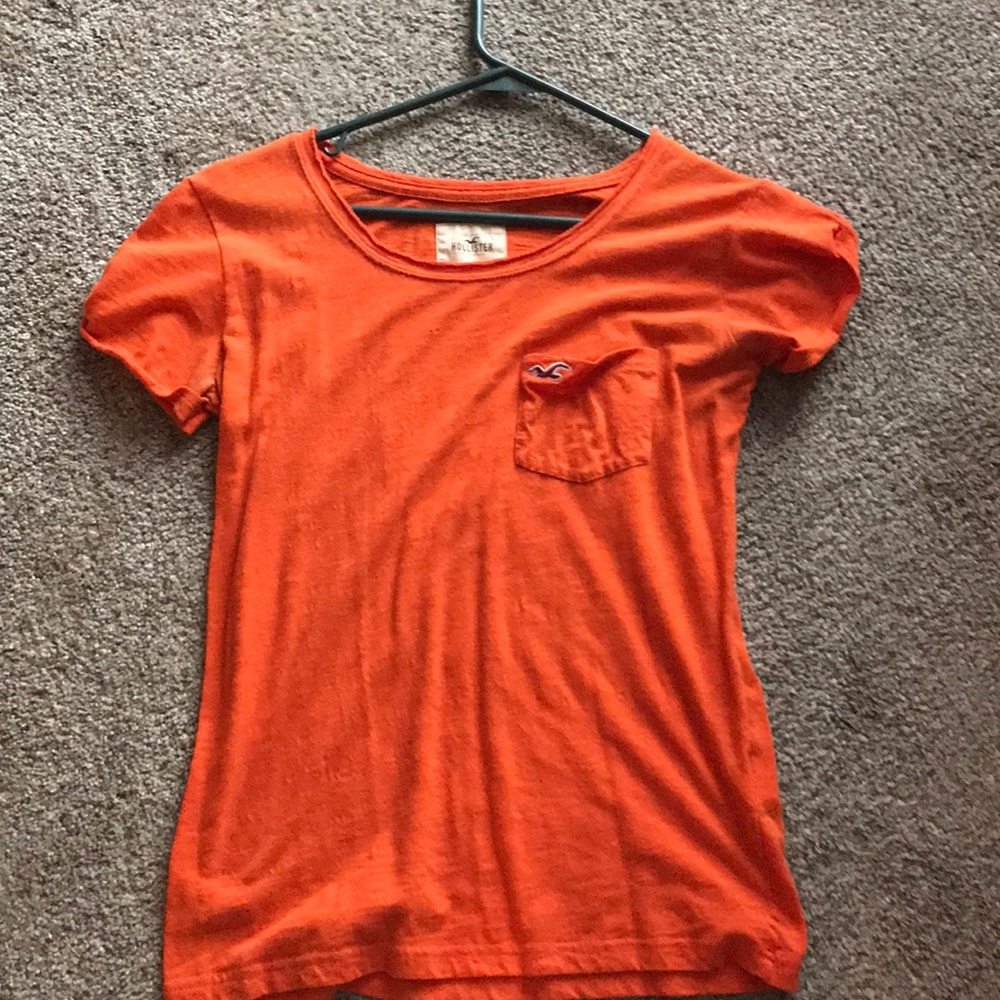 Women’s Hollister short sleeved shirt.