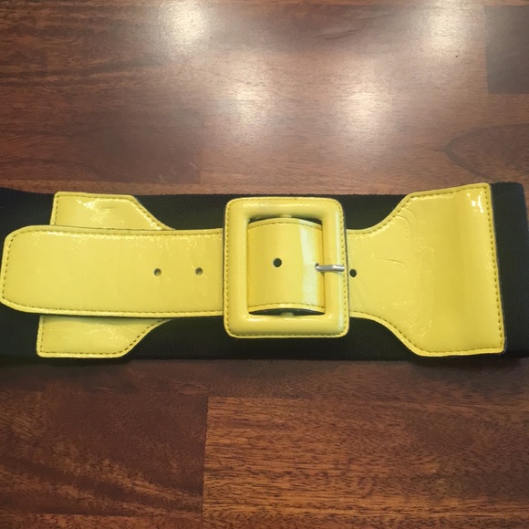 Black and Yellow Pittsburgh Waistbelt - Picture 2 of 3