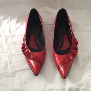 Louis Vuitton authentic red ruffle flats size 7
