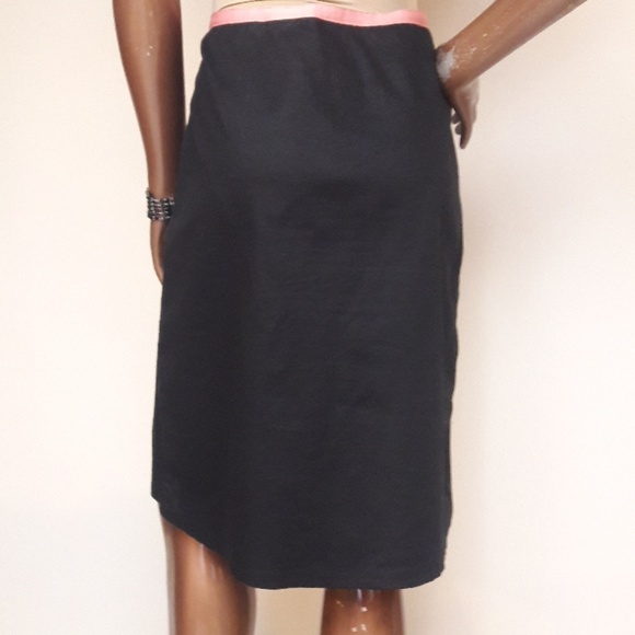 NWOT Black Floral A-line Skirt by Speechless Size 9 - Picture 3 of 4