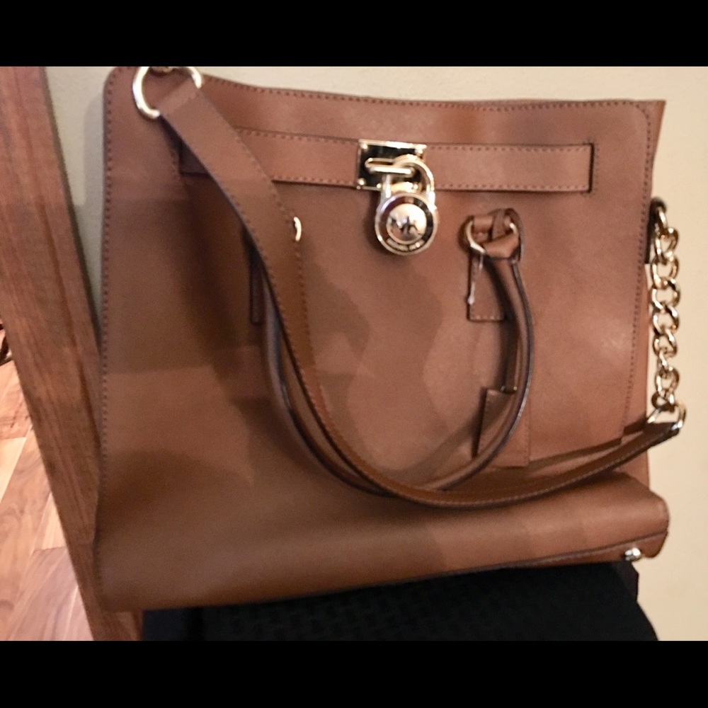 Michael Kors leather Purse