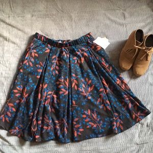 NWT LuLaRoe Madison Skirt Size Large