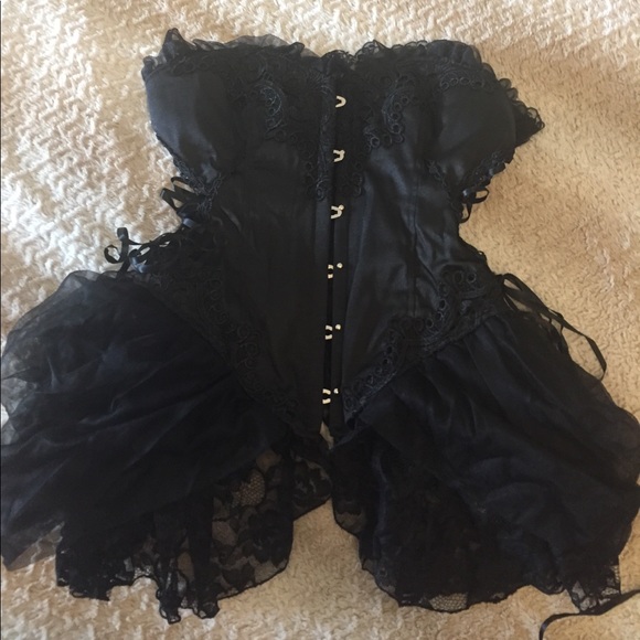 Other - NWOT Gorgeous corset!!