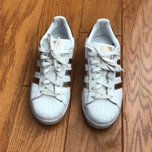 Women’s superstar adidas