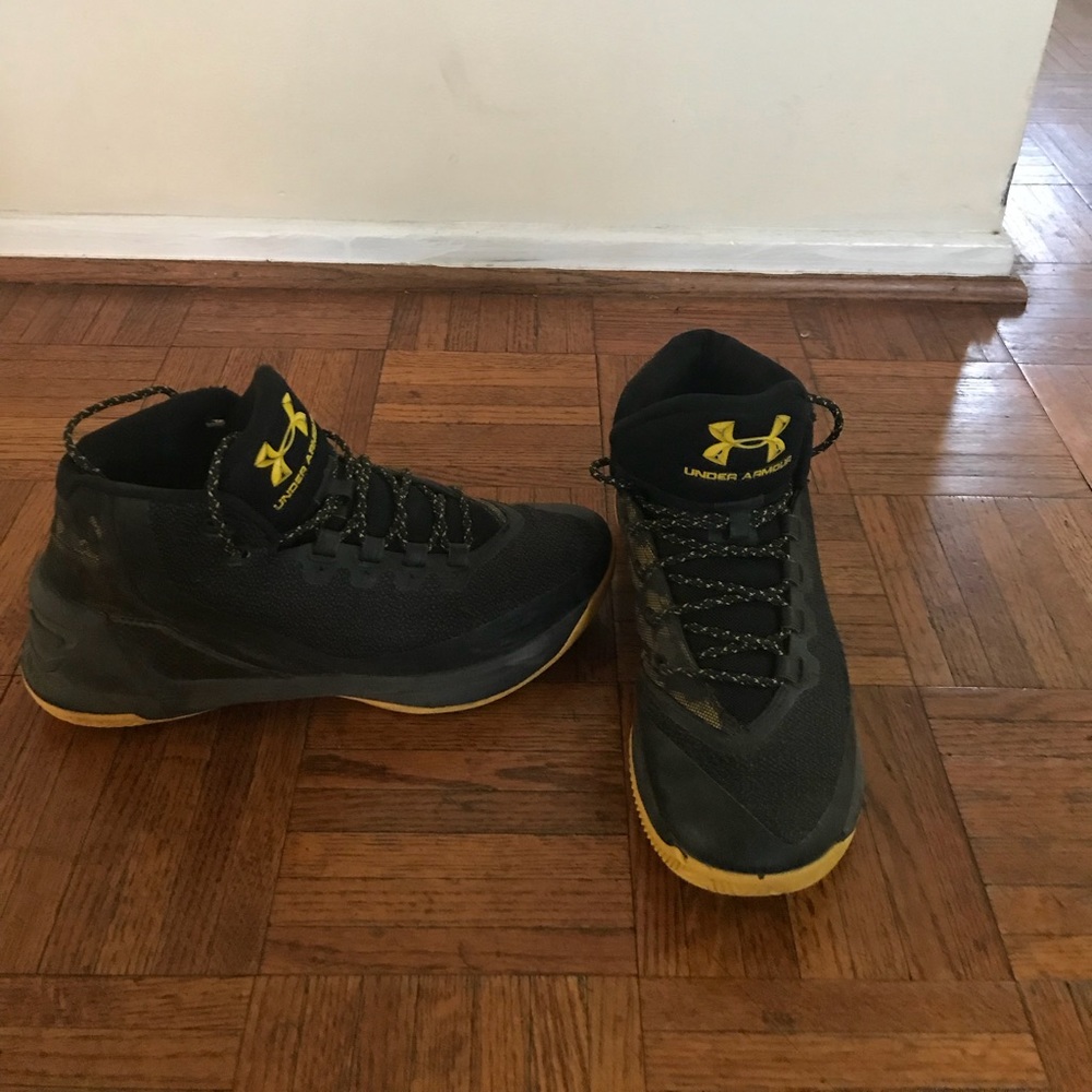 Curry 3,s