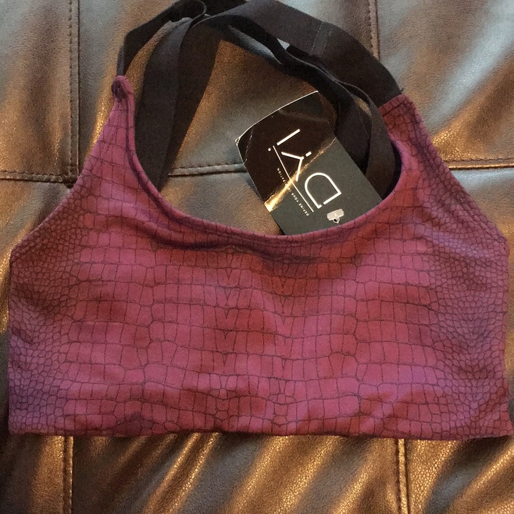 Sports bra