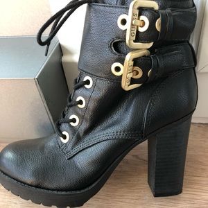 GUESS size 6 high heel boots