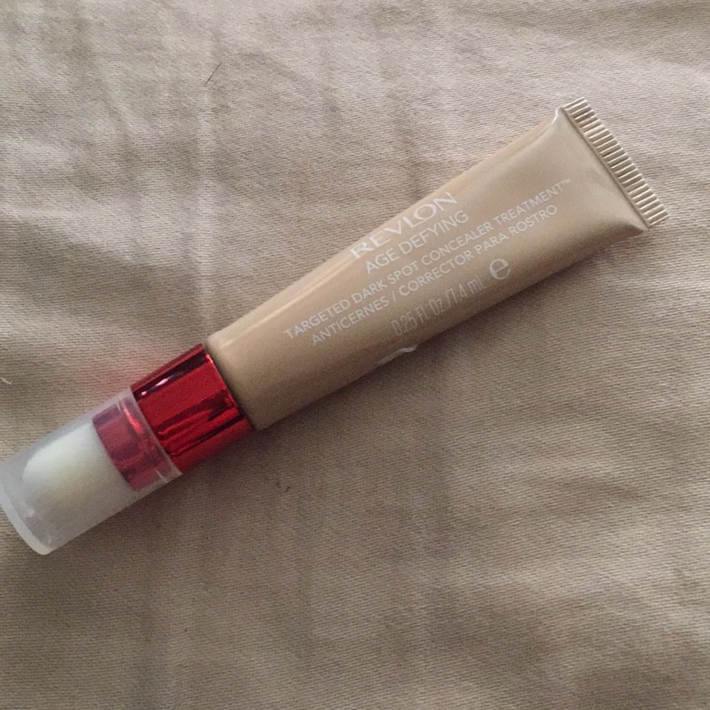 Revlon age defying dark spot concealer treatment