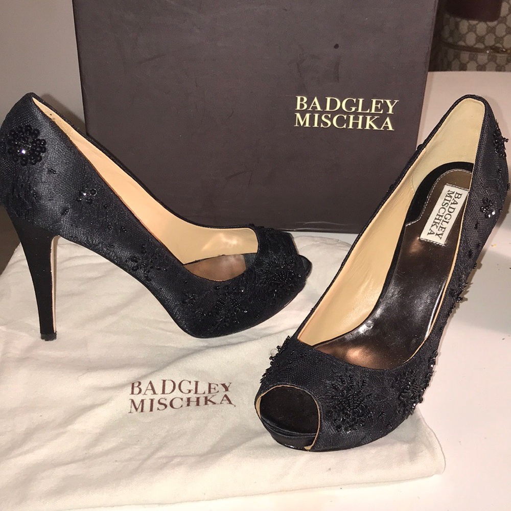 Badgley Mischka Stella Platforms - Picture 1 of 8