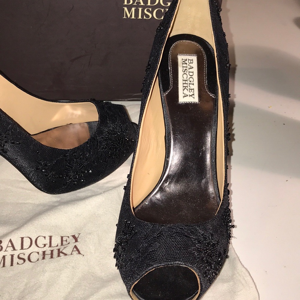 Badgley Mischka Stella Platforms - Picture 2 of 8