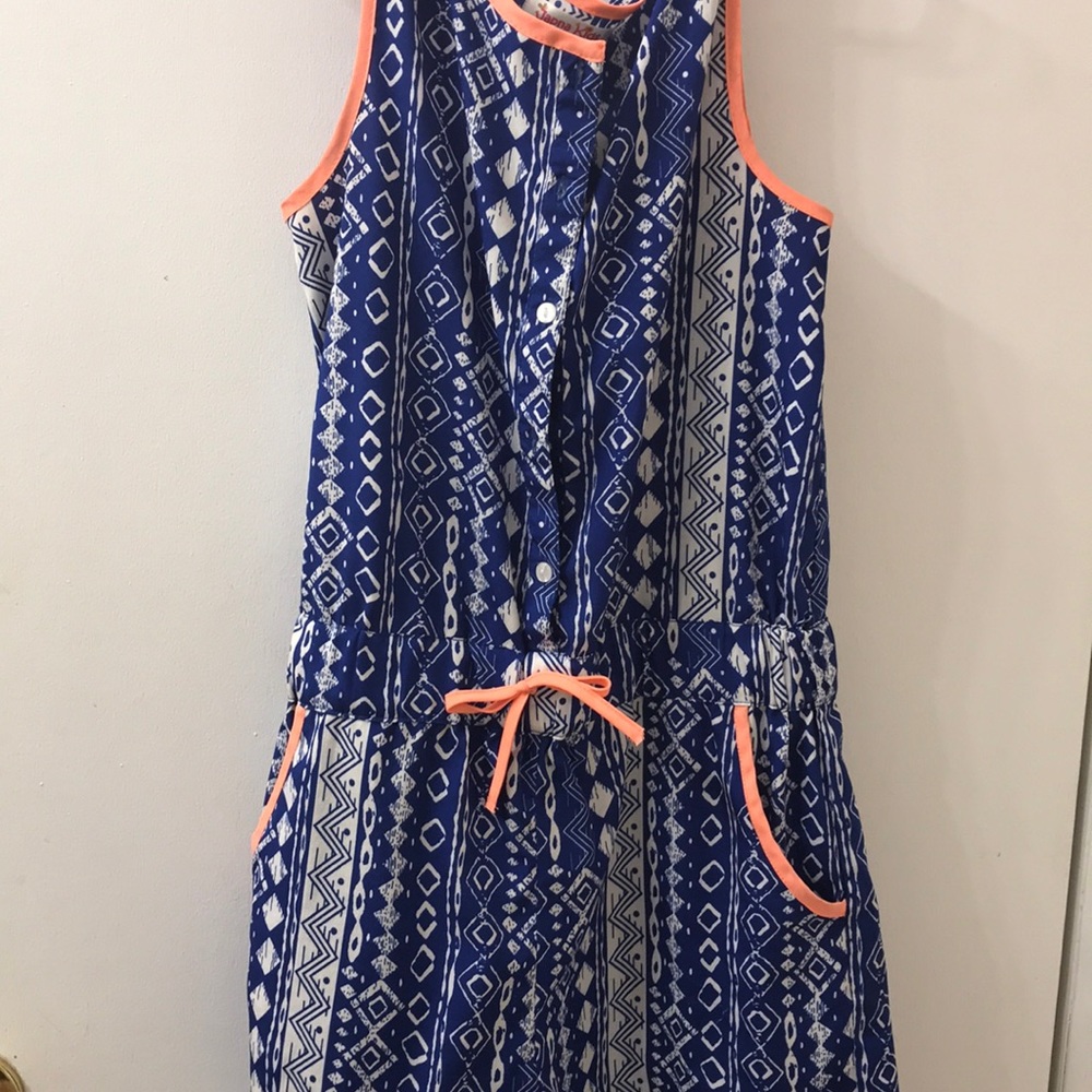 This is a cute summer romper