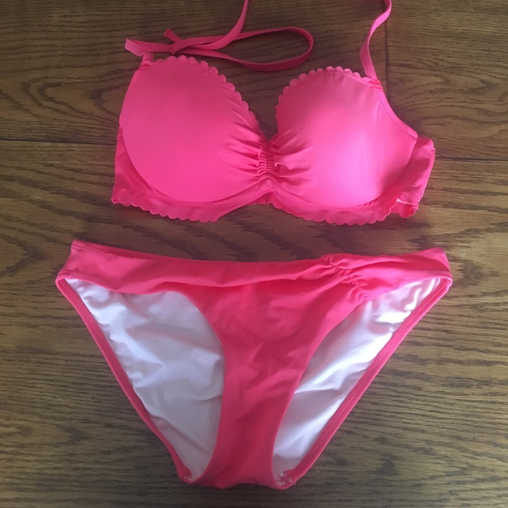 Victoria’s Secret Swim Set