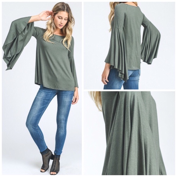 5🌟Long Sleeve Dramatic Bell Sleeve Top - Picture 4 of 8