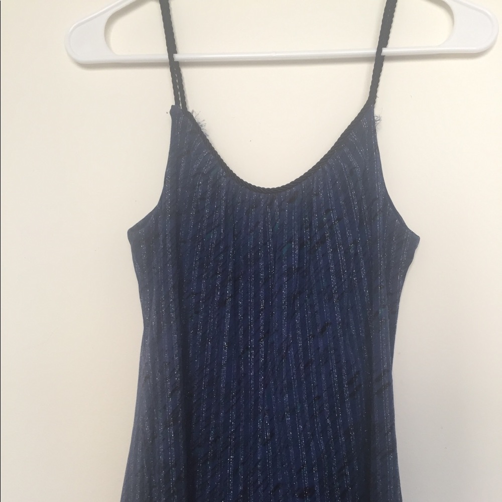 Express navy holiday top