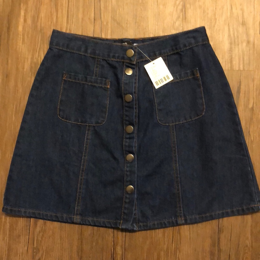 NWT Urban Outfitters BDG denim mini skirt!