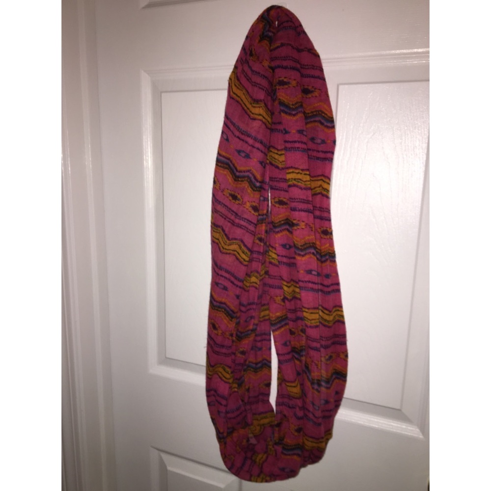Pink aerie scarf - Picture 1 of 3