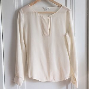 Banana Republic ivory silk blouse - size S