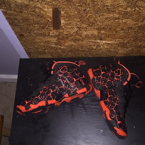 NIKE Air Foamposite One  NIKE FOAMS