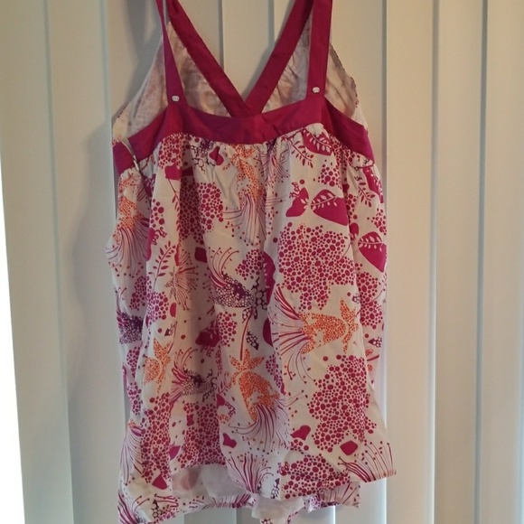 Summer Top - Picture 3 of 3