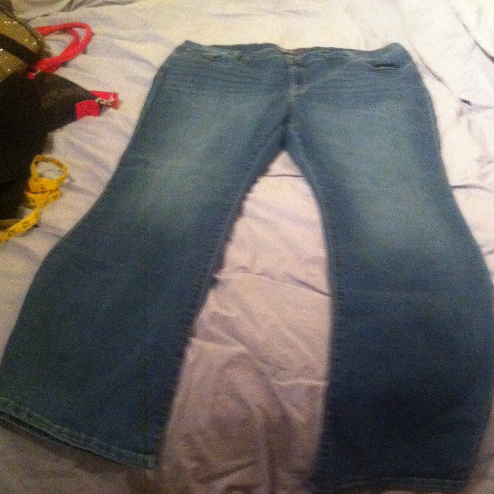 Style & Co. flare leg 20w medium wash jeans