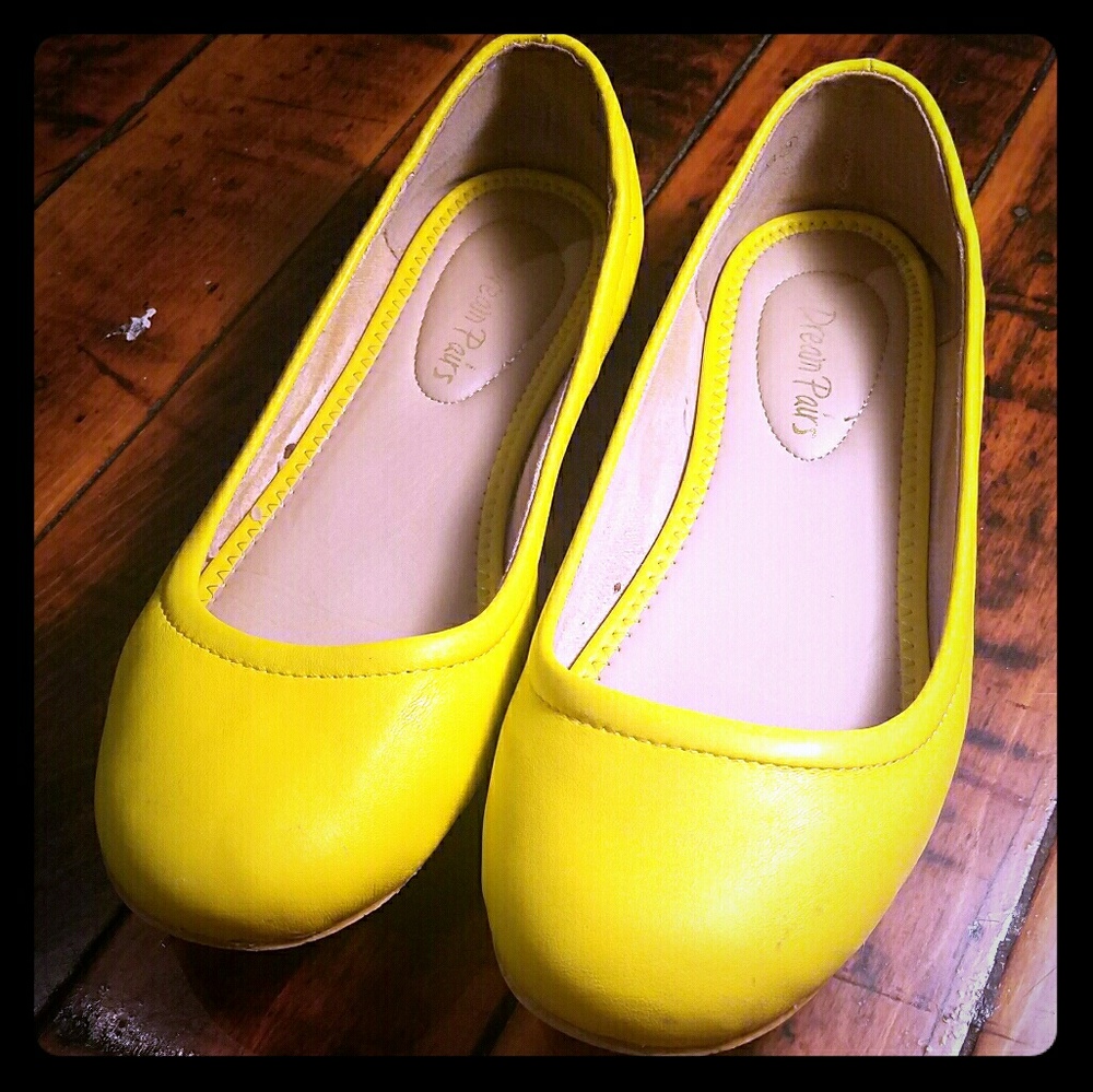 Yellow flats